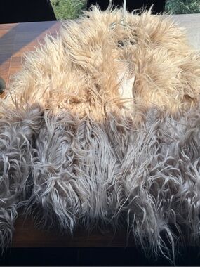 AKIRA Cream Faux Fur Shag Puffer Jacket